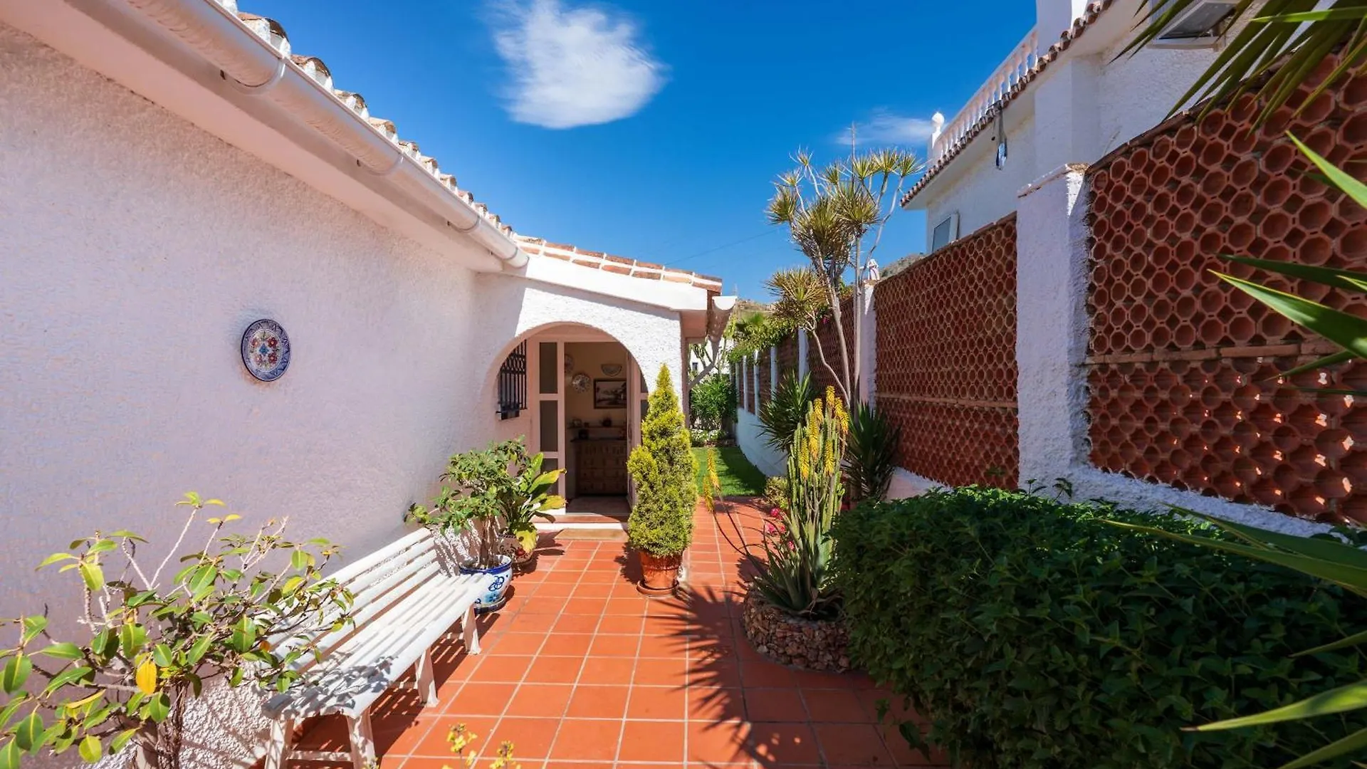 Casa Laybac Villa Nerja Spain